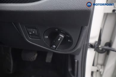 Volkswagen Polo Match Automatic Petrol Hatchback - Stock Number (1668738) - 11th supplementary image
