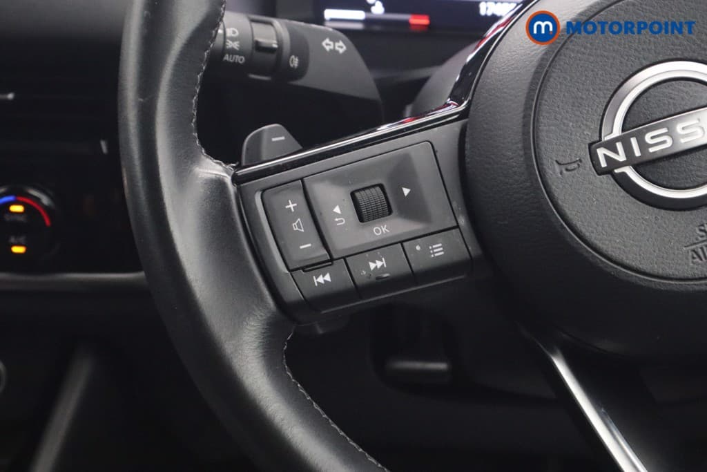 Nissan Qashqai N-Connecta Automatic Petrol SUV - Stock Number (1665601) - 8th supplementary image