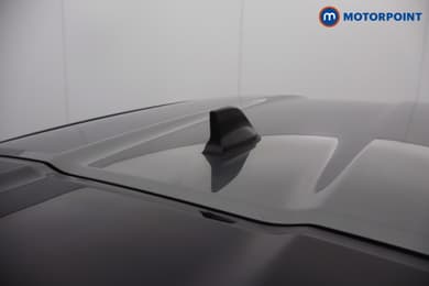 Nissan Juke N-Connecta Manual Petrol SUV - Stock Number (1666069) - 4th supplementary image