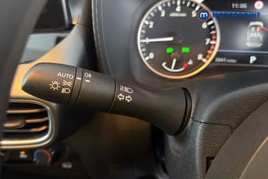 Nissan Juke Acenta Premium Automatic Petrol SUV - Stock Number (1668149) - 18th supplementary image