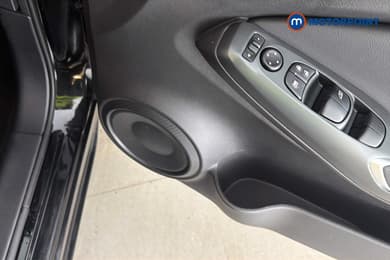 Nissan Juke Acenta Premium Automatic Petrol SUV - Stock Number (1668149) - 21st supplementary image
