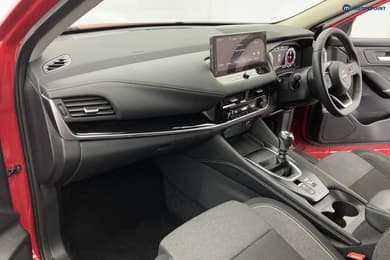 Nissan Qashqai N-Connecta Manual Petrol SUV - Stock Number (1668330) - 9th supplementary image