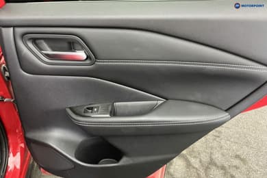 Nissan Qashqai N-Connecta Manual Petrol SUV - Stock Number (1668330) - 26th supplementary image