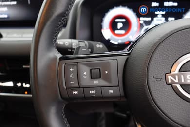 Nissan Qashqai N-Connecta Automatic Petrol SUV - Stock Number (1668333) - 2nd supplementary image