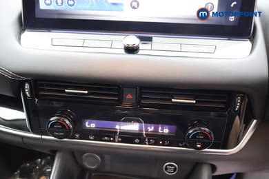 Nissan Qashqai N-Connecta Automatic Petrol SUV - Stock Number (1668333) - 9th supplementary image