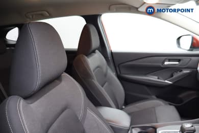 Nissan Qashqai N-Connecta Automatic Petrol SUV - Stock Number (1668333) - 16th supplementary image