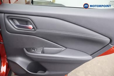 Nissan Qashqai N-Connecta Automatic Petrol SUV - Stock Number (1668333) - 19th supplementary image