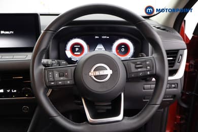 Nissan Qashqai N-Connecta Automatic Petrol SUV - Stock Number (1668333) - 1st supplementary image