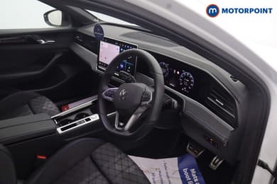 Volkswagen Passat R-Line Automatic Petrol Plug-In Hybrid Estate - Stock Number (1669006) - 13th supplementary image