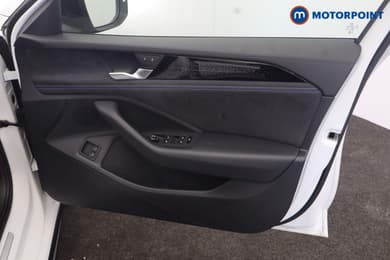 Volkswagen Passat R-Line Automatic Petrol Plug-In Hybrid Estate - Stock Number (1669006) - 20th supplementary image