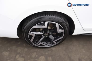 Volkswagen Passat R-Line Automatic Petrol Plug-In Hybrid Estate - Stock Number (1669008) - 3rd supplementary image