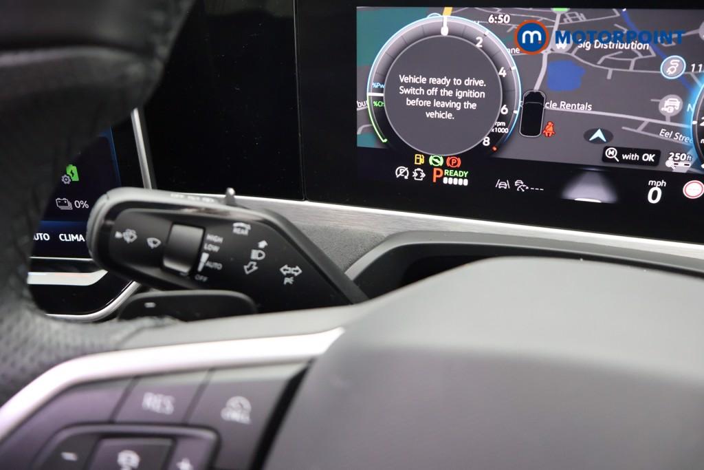 Volkswagen Passat R-Line Automatic Petrol Plug-In Hybrid Estate - Stock Number (1669008) - 8th supplementary image