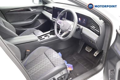 Volkswagen Passat R-Line Automatic Petrol Plug-In Hybrid Estate - Stock Number (1669008) - 21st supplementary image
