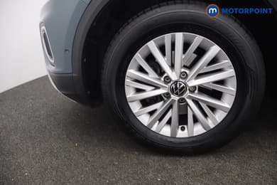 Volkswagen T-Roc Life Automatic Petrol SUV - Stock Number (1669088) - 23rd supplementary image
