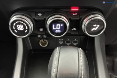 Renault Arkana S Edition Automatic Petrol-Electric Hybrid SUV - Stock Number (1669162) - 17th supplementary image