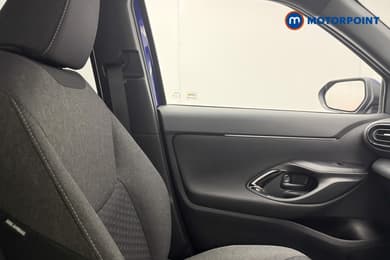 Toyota Yaris Cross Design Automatic Petrol-Electric Hybrid Estate - Stock Number (1651329) - 14th supplementary image
