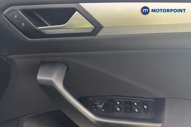 Volkswagen T-Roc Life Automatic Petrol SUV - Stock Number (1659944) - 42nd supplementary image