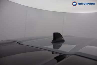 Nissan Juke N-Connecta Automatic Petrol SUV - Stock Number (1660475) - 4th supplementary image