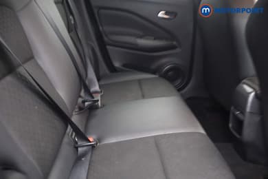 Nissan Juke N-Connecta Automatic Petrol SUV - Stock Number (1660475) - 8th supplementary image