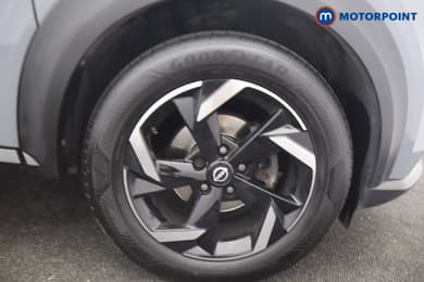 Nissan Juke N-Connecta Automatic Petrol SUV - Stock Number (1660475) - 27th supplementary image
