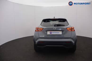 Nissan Juke N-Connecta Automatic Petrol SUV - Stock Number (1660475) - 1st supplementary image