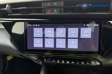 Alfa Romeo Junior 1.2 Turbo Ibrida 5Dr Auto Automatic Petrol SUV - Stock Number (1667351) - 24th supplementary image
