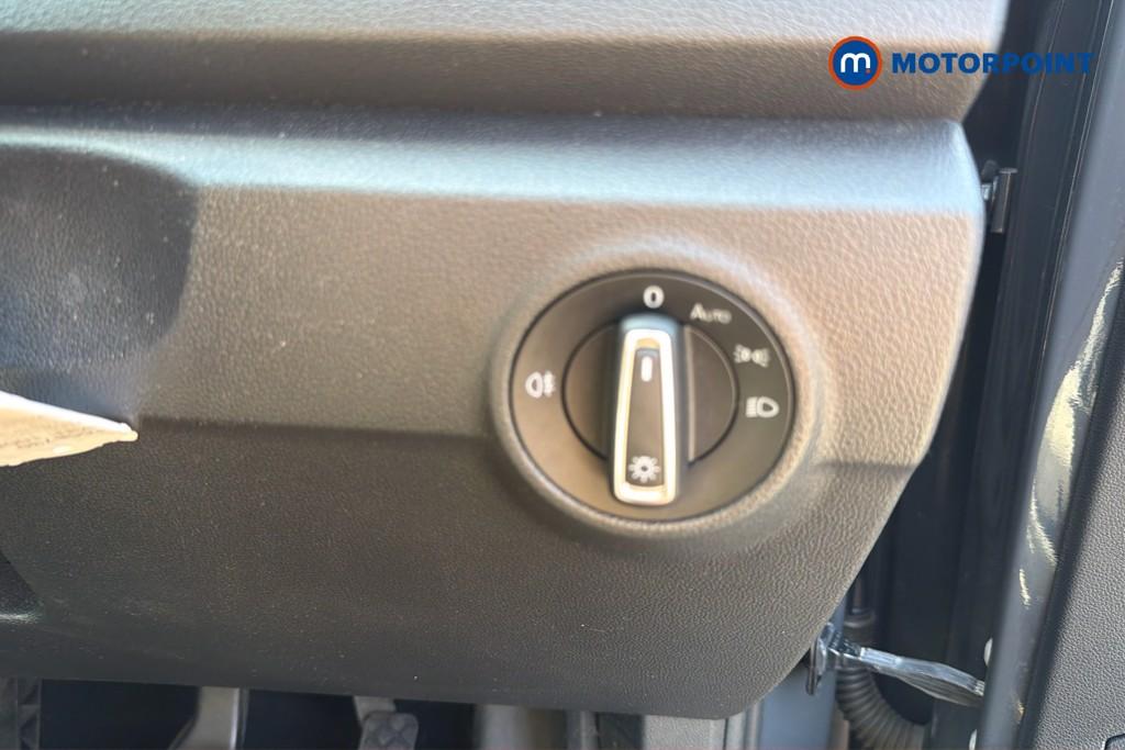 Volkswagen T-Roc SE Manual Petrol SUV - Stock Number (1668730) - 8th supplementary image
