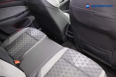 Volkswagen Golf R-Line Automatic Diesel Estate - Stock Number (1665009) - 25th supplementary image