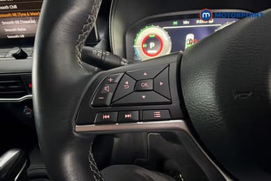 Nissan Juke N-Connecta Automatic Petrol-Electric Hybrid SUV - Stock Number (1666049) - 3rd supplementary image