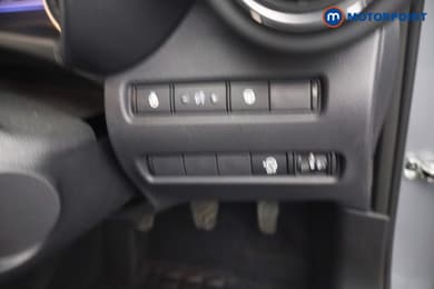 Nissan Juke Tekna Manual Petrol SUV - Stock Number (1667733) - 13th supplementary image
