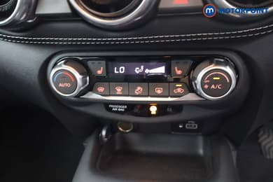 Nissan Juke Tekna Manual Petrol SUV - Stock Number (1667733) - 17th supplementary image