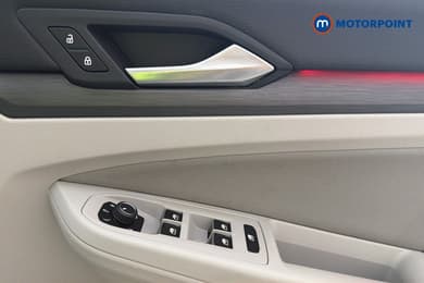 Volkswagen Golf Style Automatic Petrol Plug-In Hybrid Hatchback - Stock Number (1668137) - 42nd supplementary image