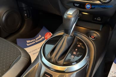 Nissan Juke N-Connecta Automatic Petrol SUV - Stock Number (1669931) - 13th supplementary image