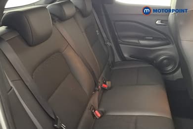Nissan Juke N-Connecta Automatic Petrol SUV - Stock Number (1669931) - 23rd supplementary image