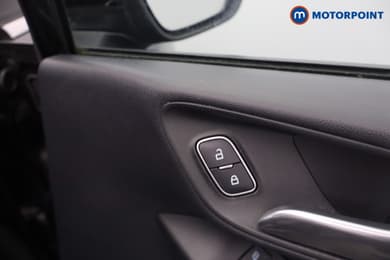 Ford Fiesta Titanium Manual Petrol Hatchback - Stock Number (1657843) - 8th supplementary image