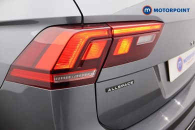 Volkswagen Tiguan Allspace Life Manual Petrol SUV - Stock Number (1661404) - 28th supplementary image