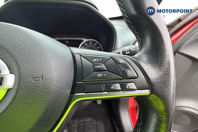 Nissan Juke N-Connecta Manual Petrol SUV - Stock Number (1663013) - 4th supplementary image