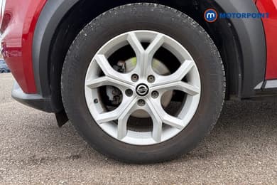 Nissan Juke N-Connecta Manual Petrol SUV - Stock Number (1663013) - 47th supplementary image
