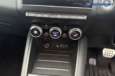 Renault Captur Engineered Automatic Petrol-Electric Hybrid SUV - Stock Number (1663330) - 15th supplementary image