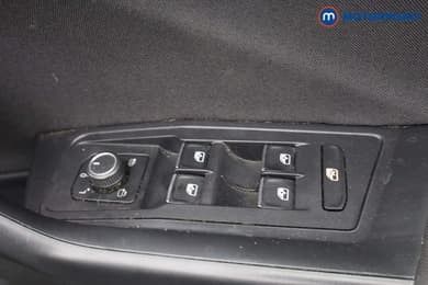 Volkswagen T-Roc Design Manual Petrol SUV - Stock Number (1666185) - 10th supplementary image