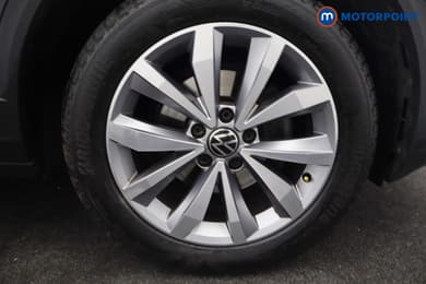 Volkswagen T-Roc Design Manual Petrol SUV - Stock Number (1666185) - 25th supplementary image