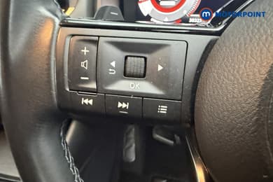 Nissan Qashqai N-Connecta Automatic Petrol SUV - Stock Number (1666318) - 5th supplementary image