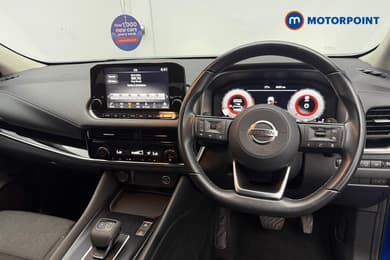 Nissan Qashqai N-Connecta Automatic Petrol SUV - Stock Number (1666318) - 1st supplementary image