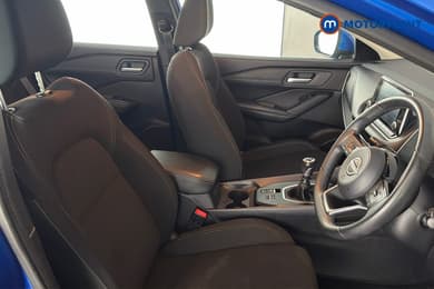 Nissan Qashqai Acenta Premium Manual Petrol SUV - Stock Number (1667422) - 22nd supplementary image