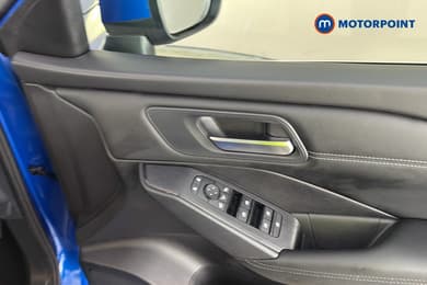 Nissan Qashqai Acenta Premium Manual Petrol SUV - Stock Number (1667422) - 42nd supplementary image