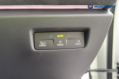 Volkswagen Passat R-Line Automatic Petrol Plug-In Hybrid Estate - Stock Number (1668998) - 18th supplementary image