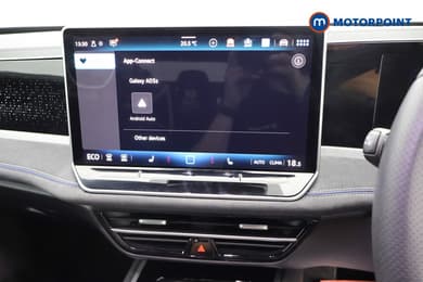 Volkswagen Passat R-Line Automatic Petrol Plug-In Hybrid Estate - Stock Number (1669007) - 8th supplementary image
