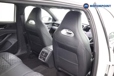 Volkswagen Passat R-Line Automatic Petrol Plug-In Hybrid Estate - Stock Number (1669007) - 18th supplementary image
