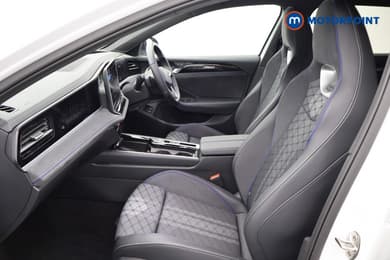 Volkswagen Passat R-Line Automatic Petrol Plug-In Hybrid Estate - Stock Number (1669007) - 21st supplementary image