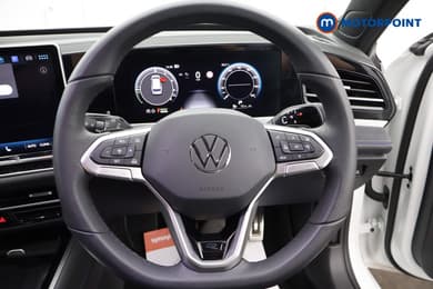 Volkswagen Passat R-Line Automatic Petrol Plug-In Hybrid Estate - Stock Number (1669007) - 1st supplementary image